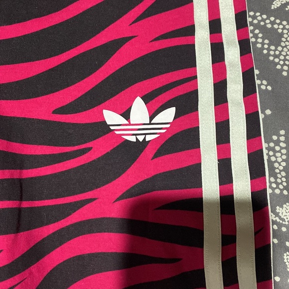 ADIDAS Girls Size 14-15 Y / Ladies Size 10 Magenta Leggings Great Cond! - Picture 2 of 6